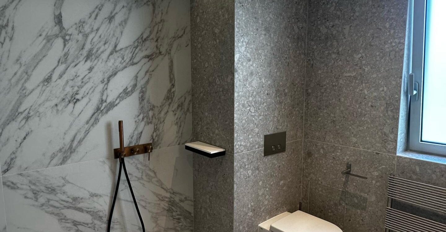 R&eacute;alisations Surface Cr&eacute;ation : Salle de Bain Cl&eacute; en Main au Rebberg &agrave; Mulhouse Pfastatt