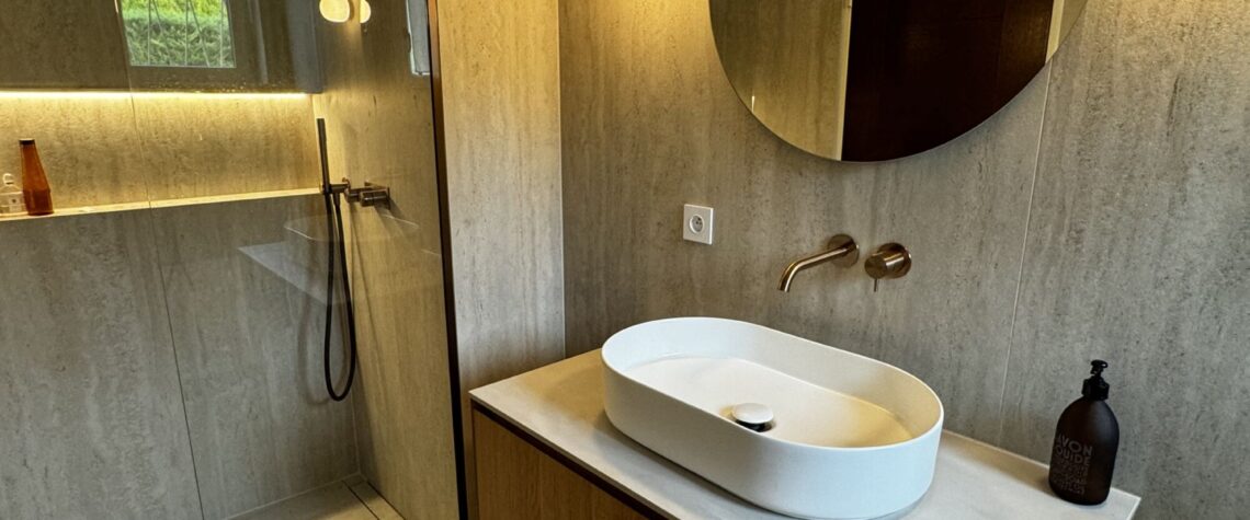 Installation de salle de bain, b&eacute;ton cir&eacute; et carrelage pr&egrave;s de Brunstatt-Didenheim et Hochstatt Illzach 1